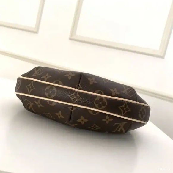 POCHETTE CROISSANT VUITTON LOUIS 0423